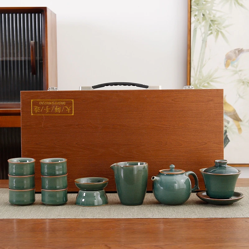 A 95(礼盒装)蜜色哥窑冰裂有壶有盖碗整套陶瓷