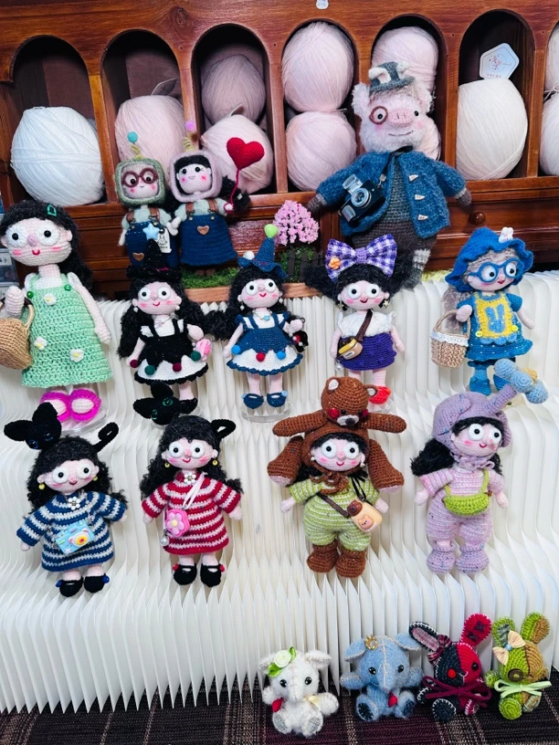 手工钩织玩偶丝丝小姐成品（直播间现货实拍链接）