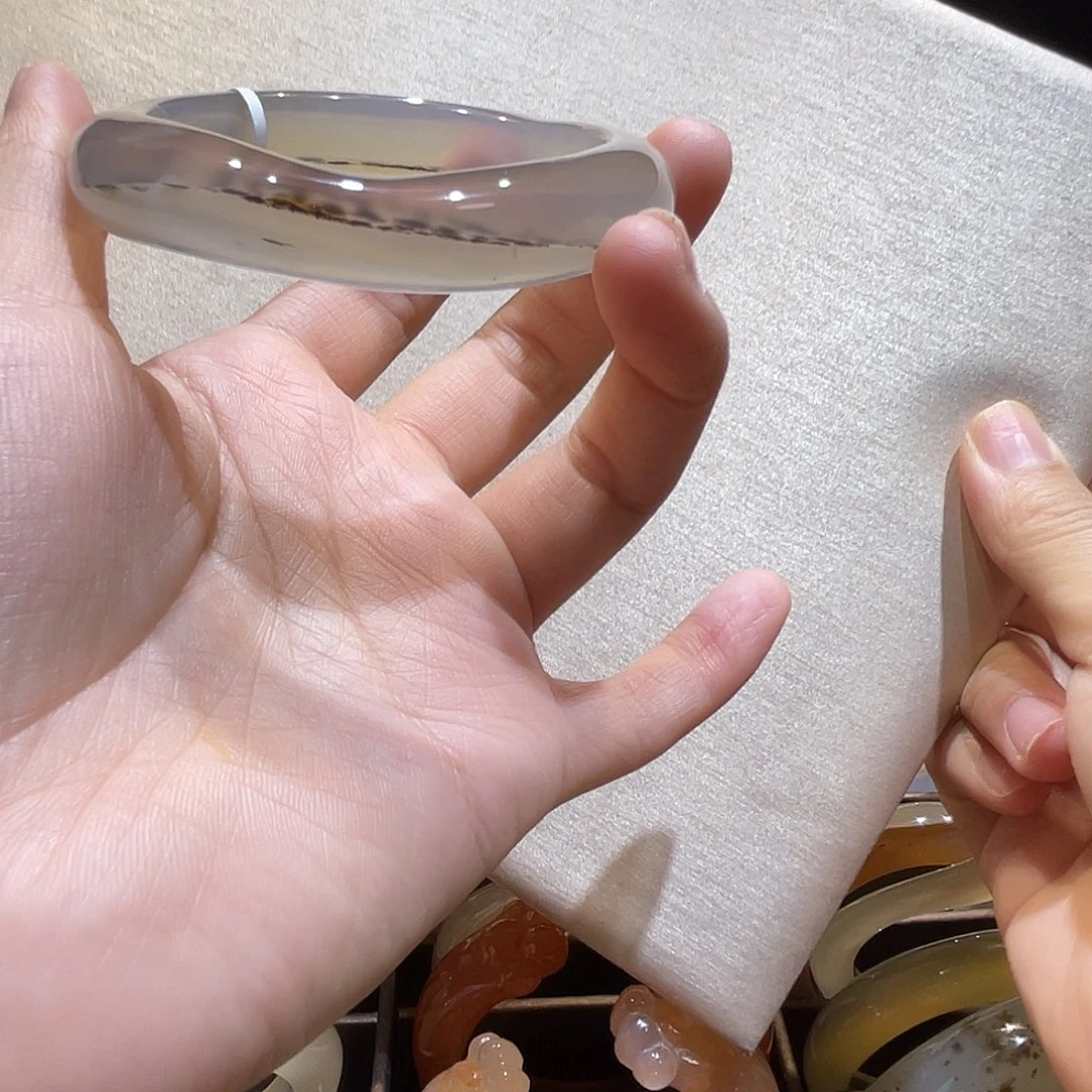 玛瑙/玉髓未镶嵌手镯