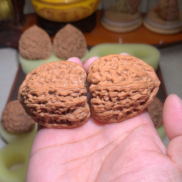 文玩核桃把件南疆