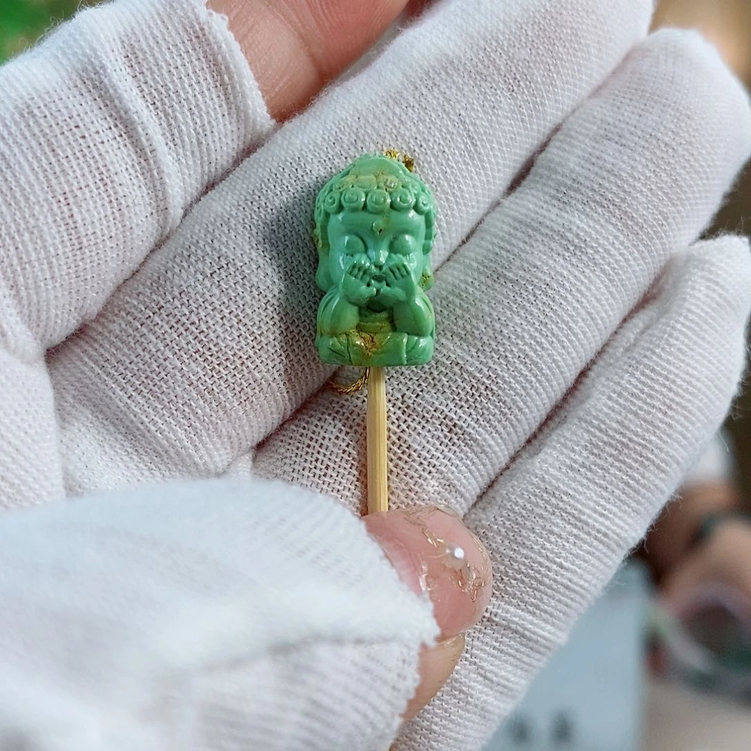 未镶嵌绿松石珠宝奇石