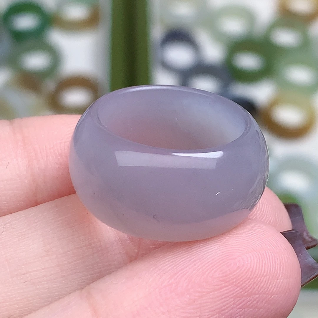 未镶嵌戒指和田玉