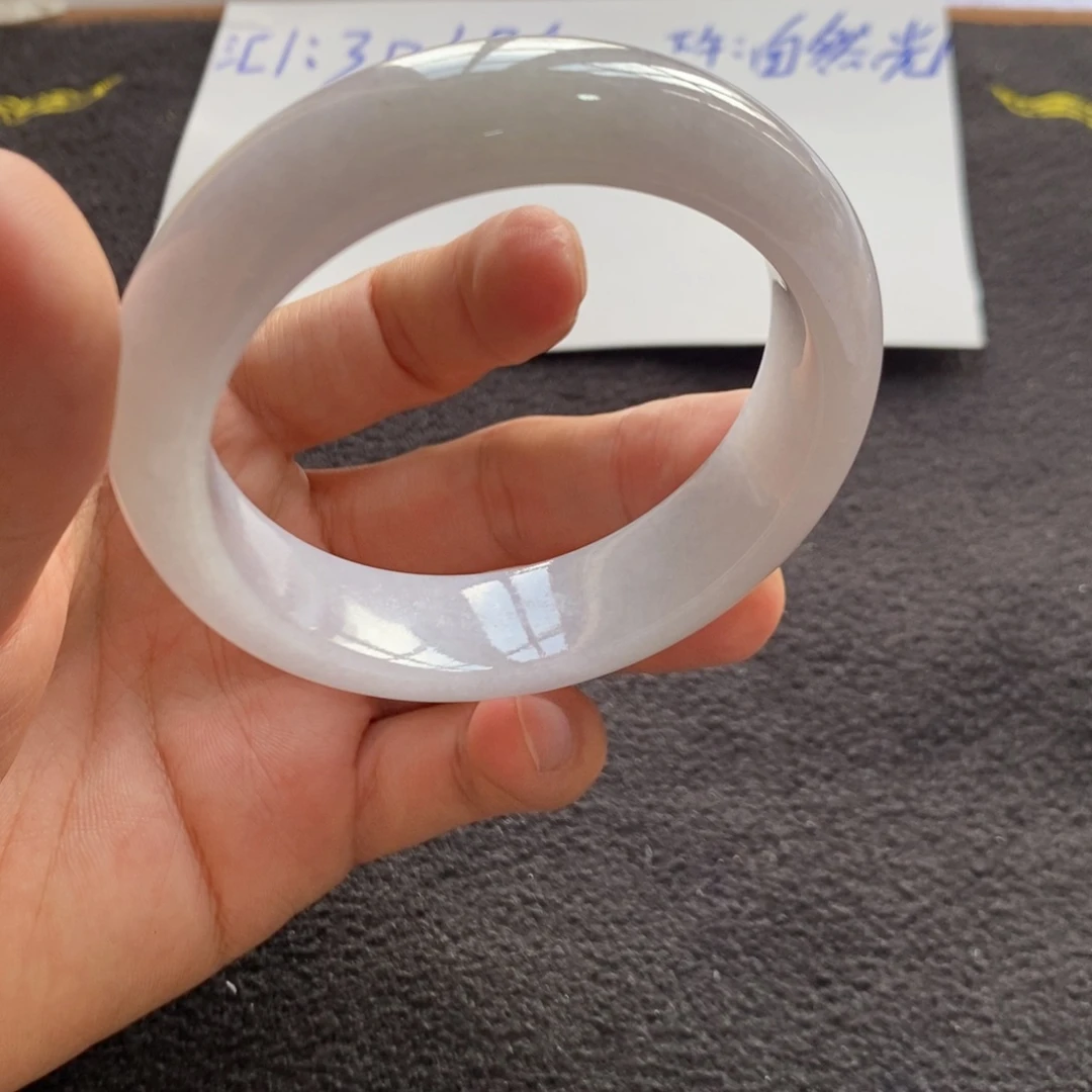 翡翠手镯未镶嵌手镯