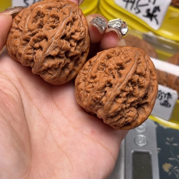 吊坠桃核42-31278-02