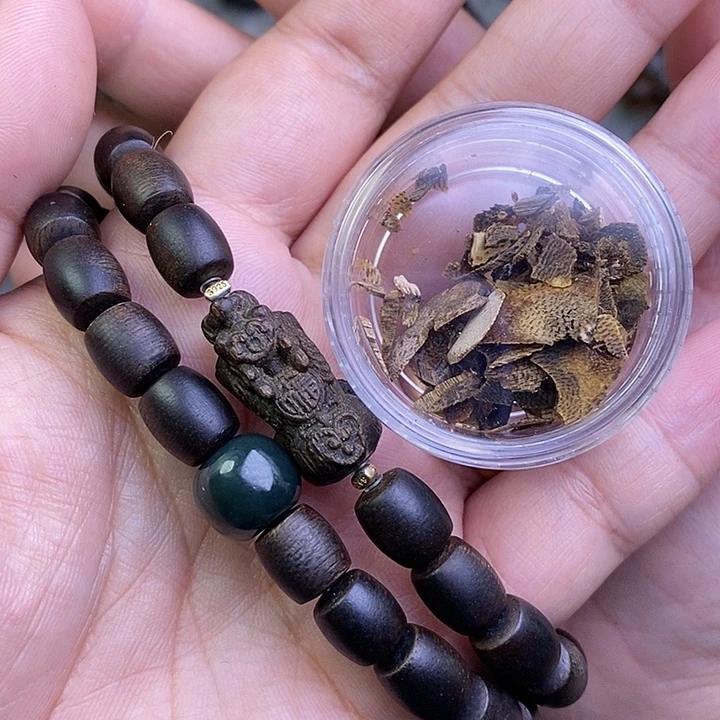 沉香沉香碎屑苏**y越南芽庄白棋楠0.8设计款