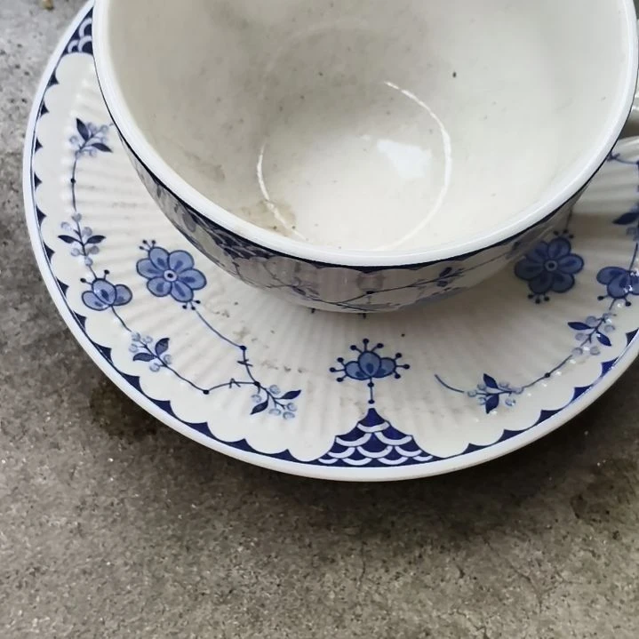 瓷陶瓷盘子碗啥都有了
