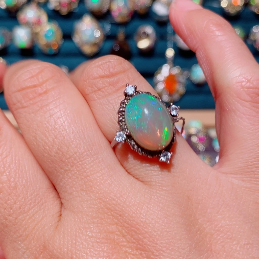 银S925镶嵌欧泊戒指