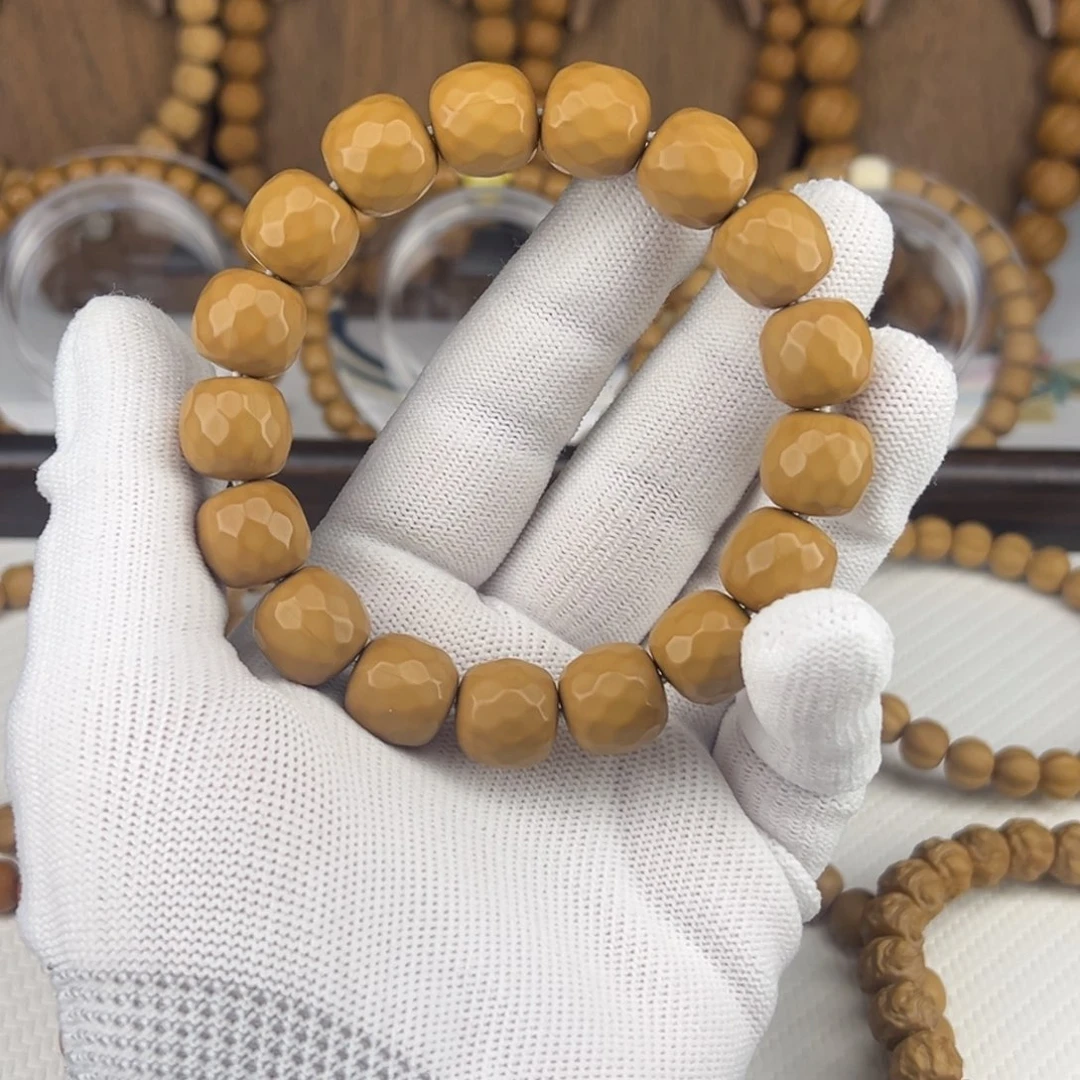 吊坠猴头核桃钻石面13+mm全品无暇