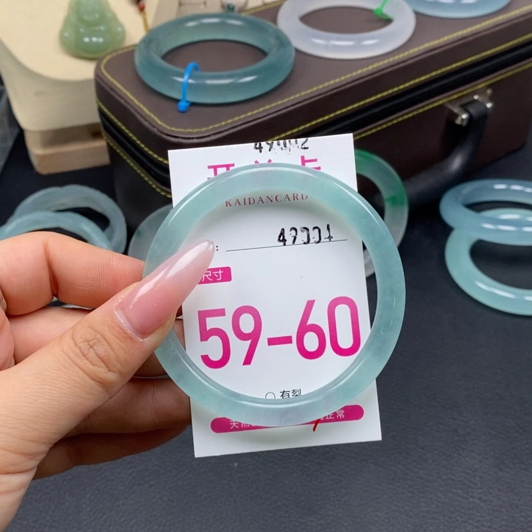 -***-石英质玉未镶嵌手镯