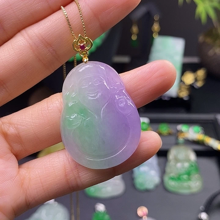 翡翠未镶嵌吊坠(赠链)