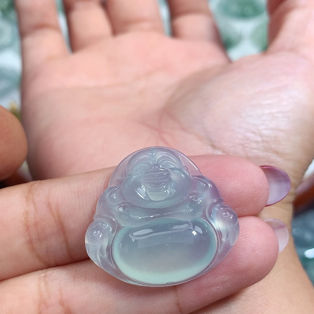 翡翠未镶嵌颈饰佛公