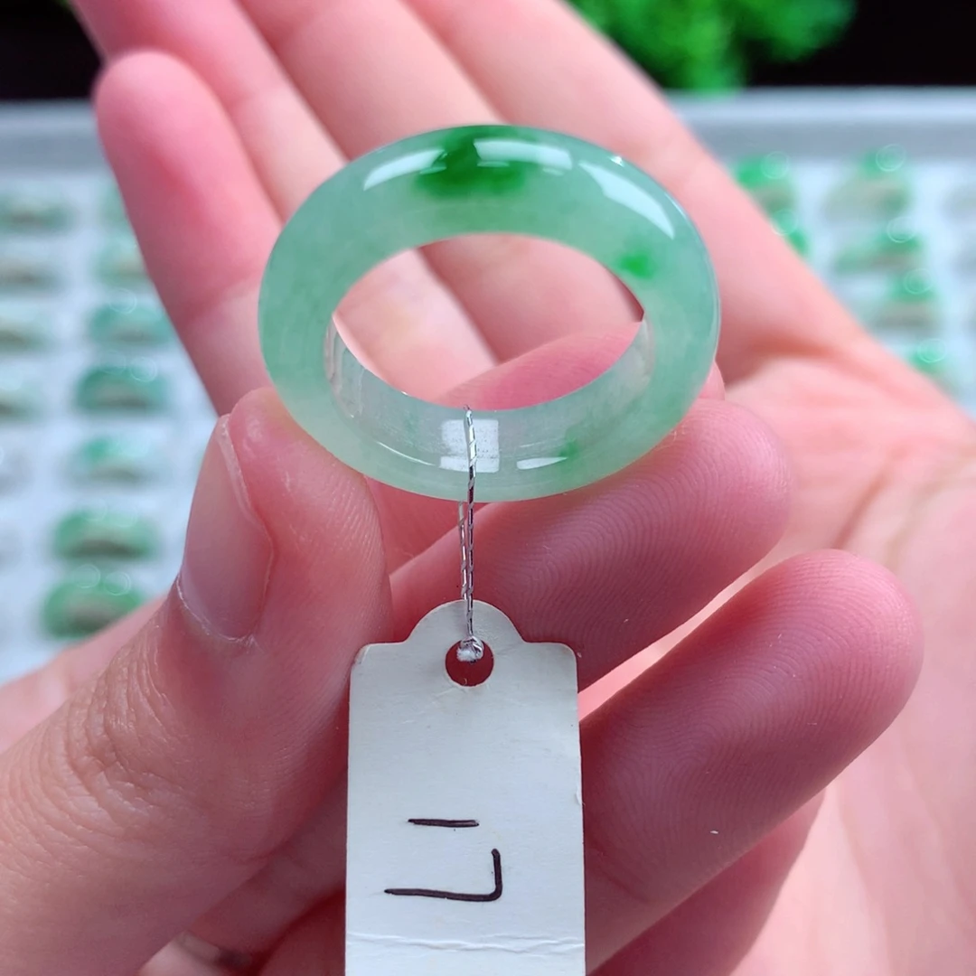 未镶嵌戒指翡翠天然