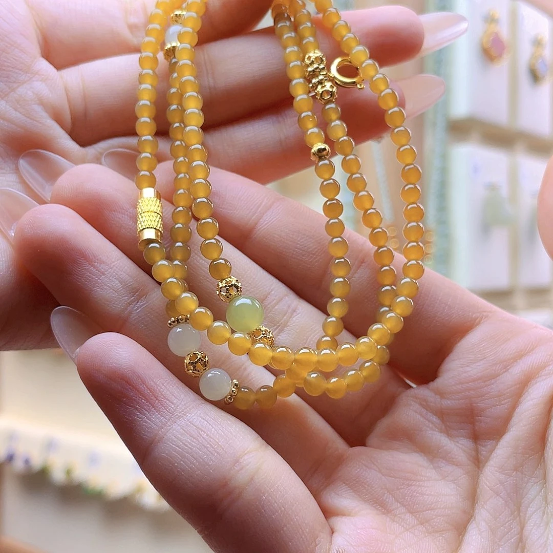 万****和田玉未镶嵌吊坠(赠链)