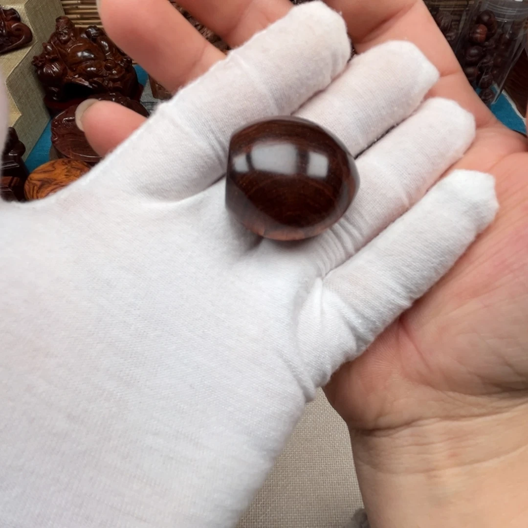 黄花梨/降香黄檀把件佛**生板栗….