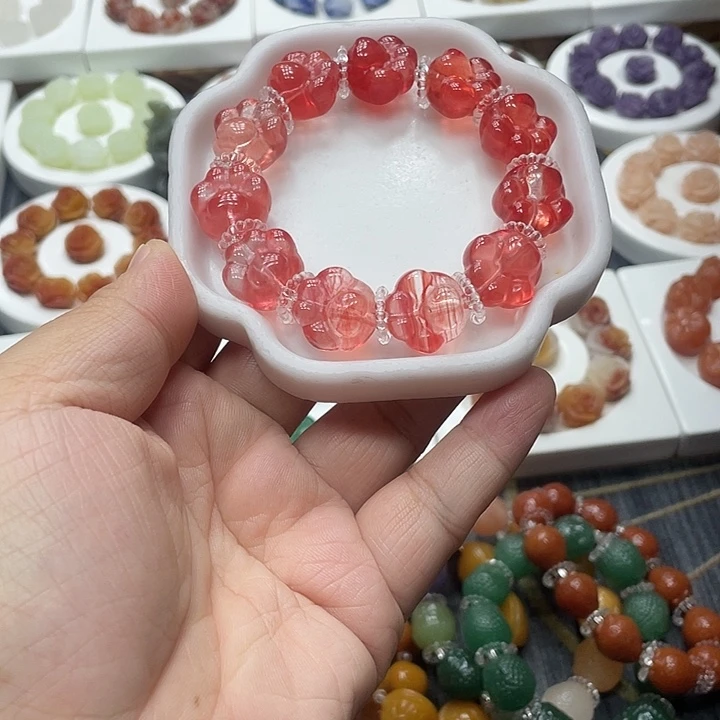 石英质玉（非洲翠）合金手串