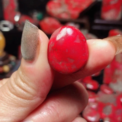 昌化鸡血石诺**宝昌化鸡血石园珠