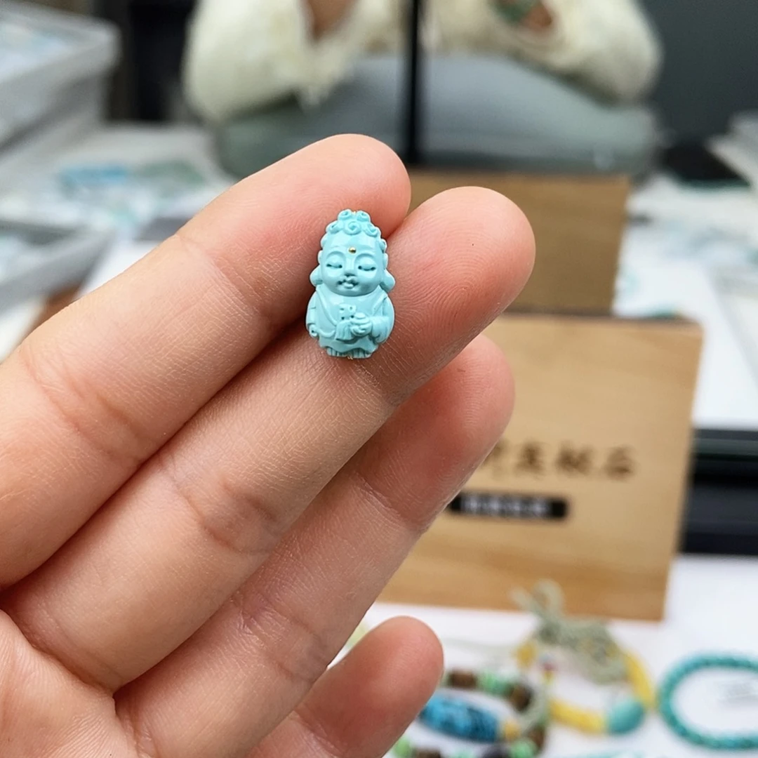 未镶嵌绿松石珠宝奇石