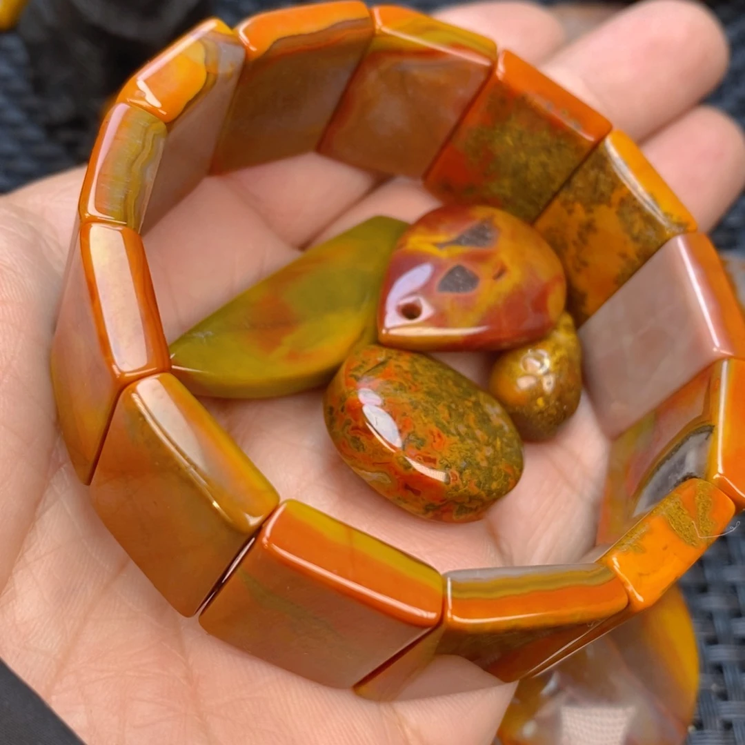 玛瑙/玉髓颈饰未镶嵌