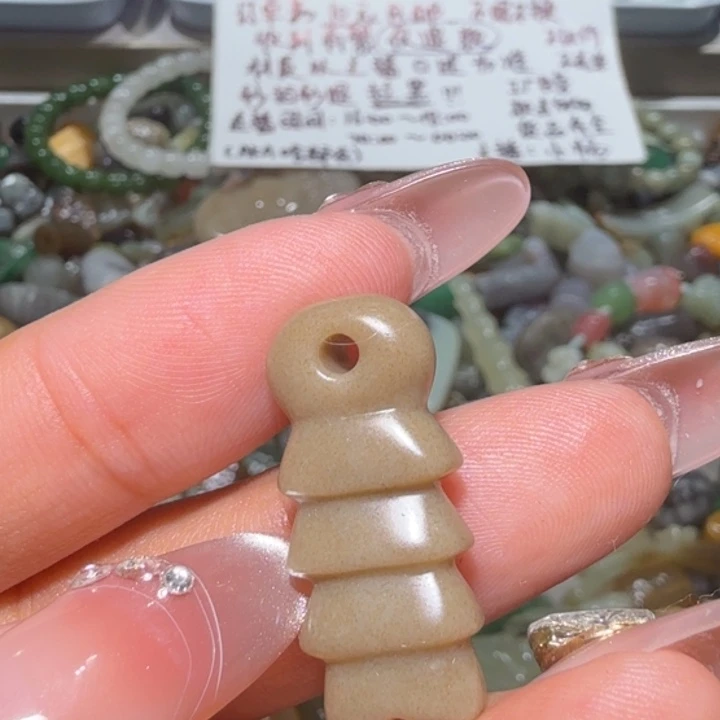 和田玉未镶嵌珠宝半成品