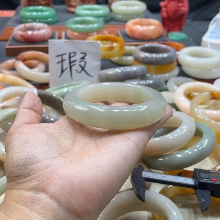 爆****石英质玉钛钢珠宝奇石