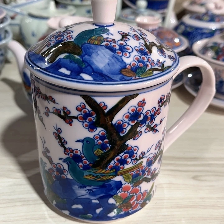 瓷片景德镇陶瓷杯子。