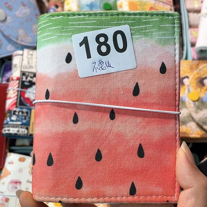织绣虾****甲M5 活页不要纸180。