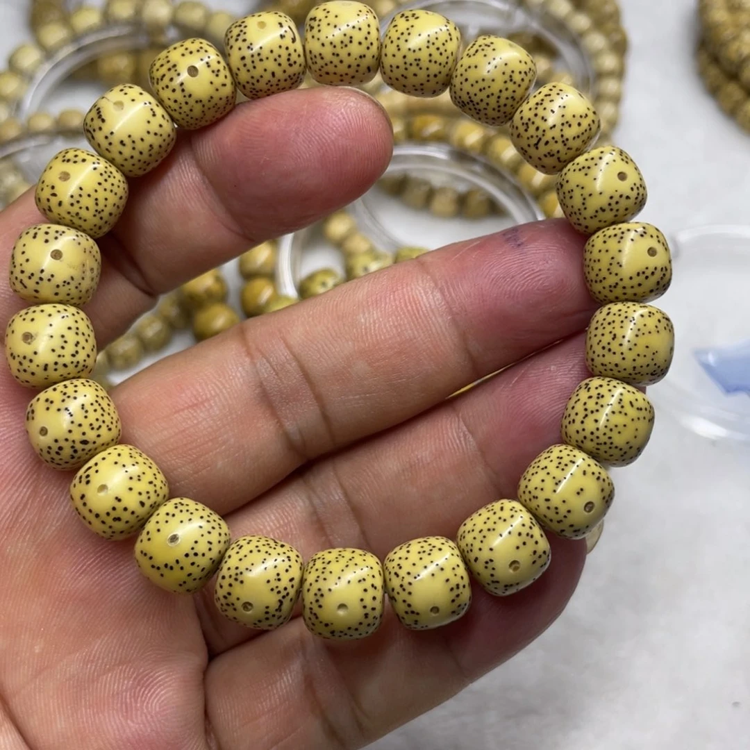 吊坠星月菩提手串