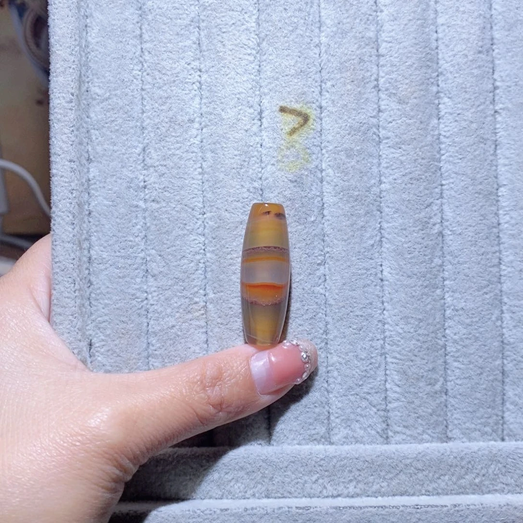 I***U玛瑙/玉髓未镶嵌颈饰