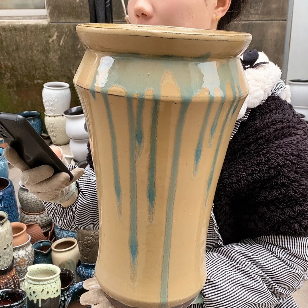 红泥花盆瑕疵口20高38