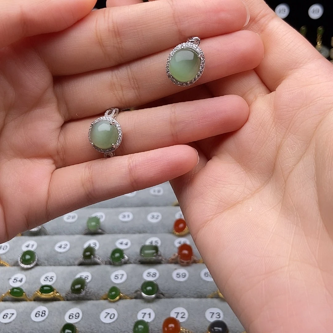 和田玉戒指银S925镀金镶嵌