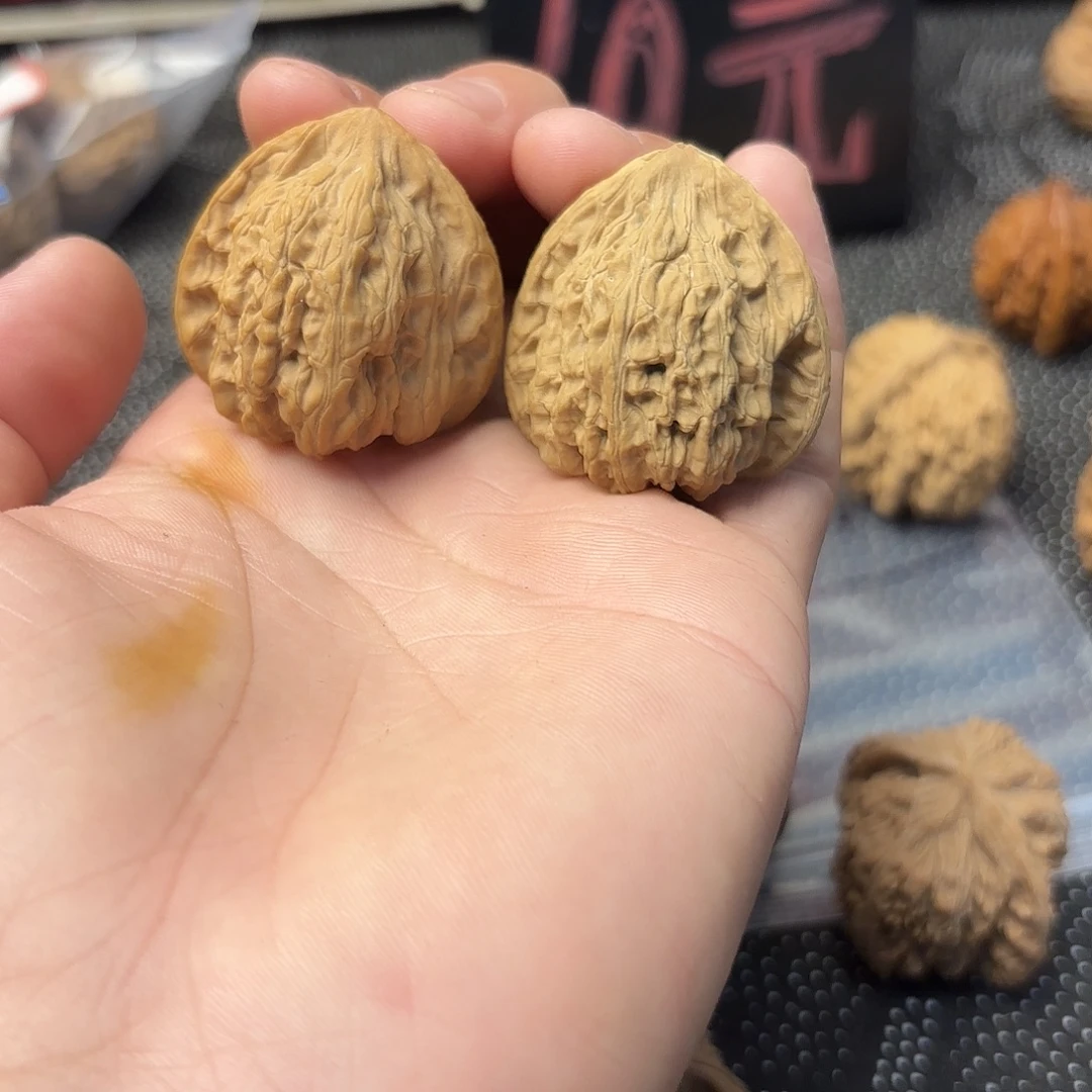 i***堡大叶紫檀（黑酸枝木类）