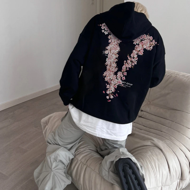 美式高街个性樱花字母大V印花连帽卫衣男女秋冬宽松加绒情侣上衣