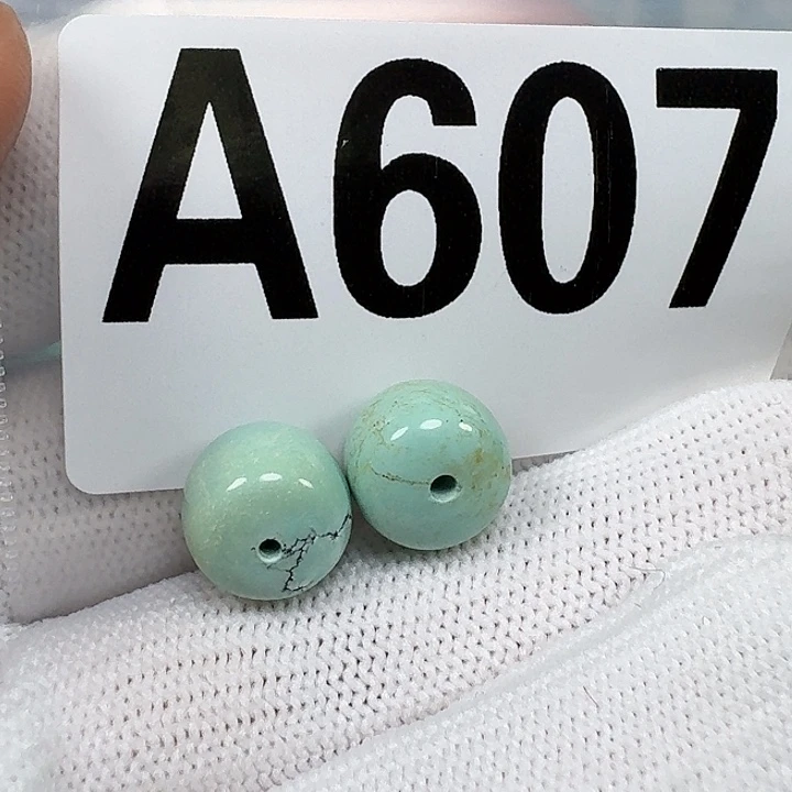 绿松石未镶嵌珠宝奇石10.3mm