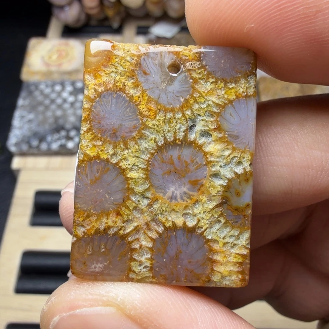 硅化玉未镶嵌纯天然色有你玉石保真色骨骼花