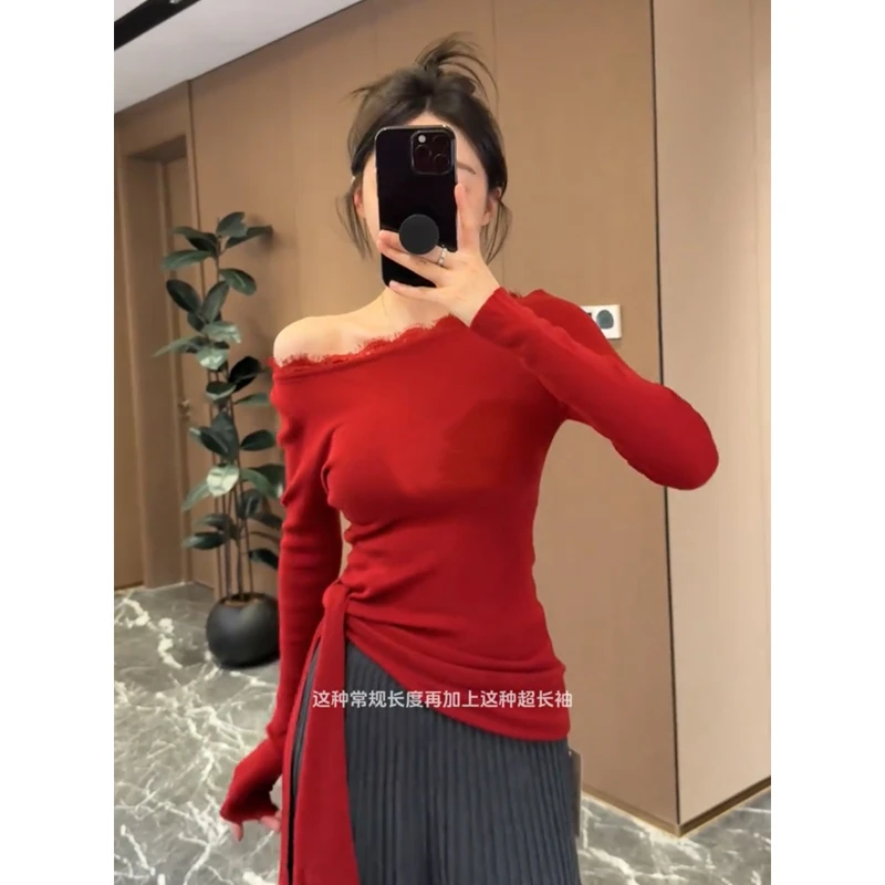 红色春装法式新款时尚精致温柔洋气一字肩修身显瘦针织上衣针织衫