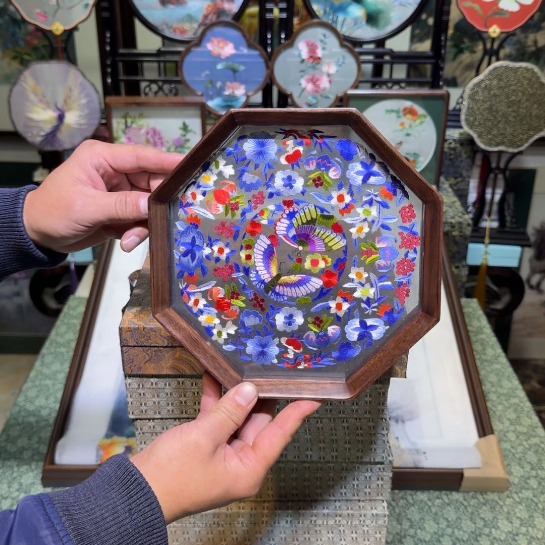 刺绣手工苏绣工艺制作技艺精湛