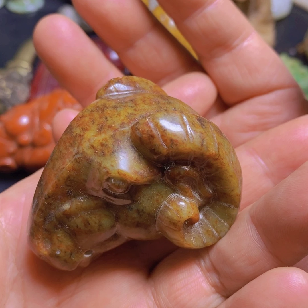 未镶嵌和田玉（糖玉）挂件