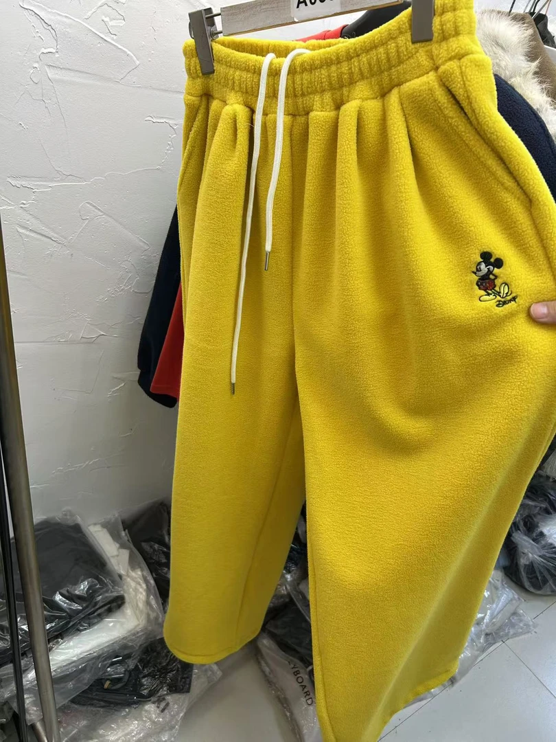 很厚实 亮黄色毛茸茸的加厚加绒卫裤