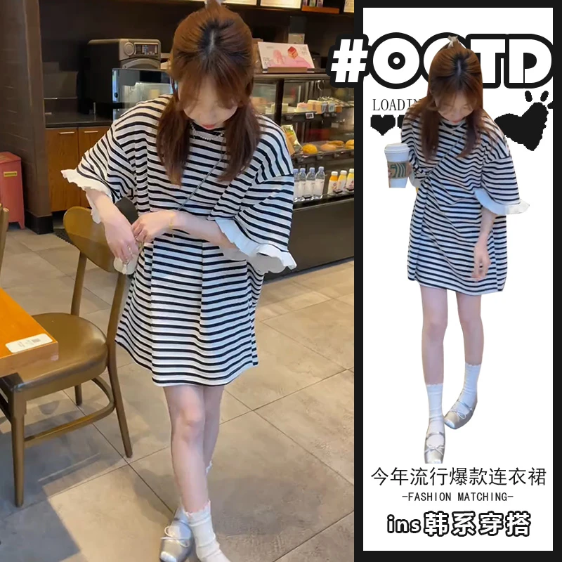 2025夏季时尚气质减龄黑白条纹T恤裙韩版设计别致撞色拼接连衣裙