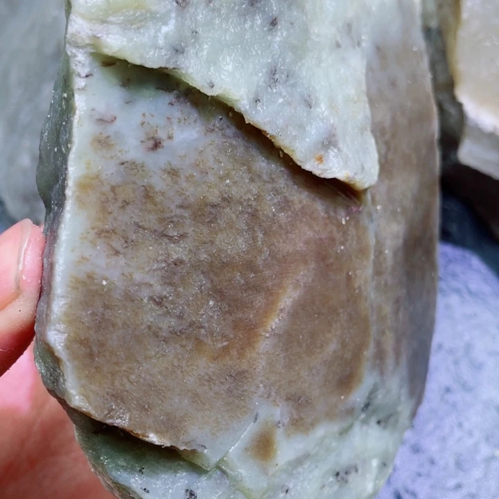 和田玉未镶嵌珠宝半成品