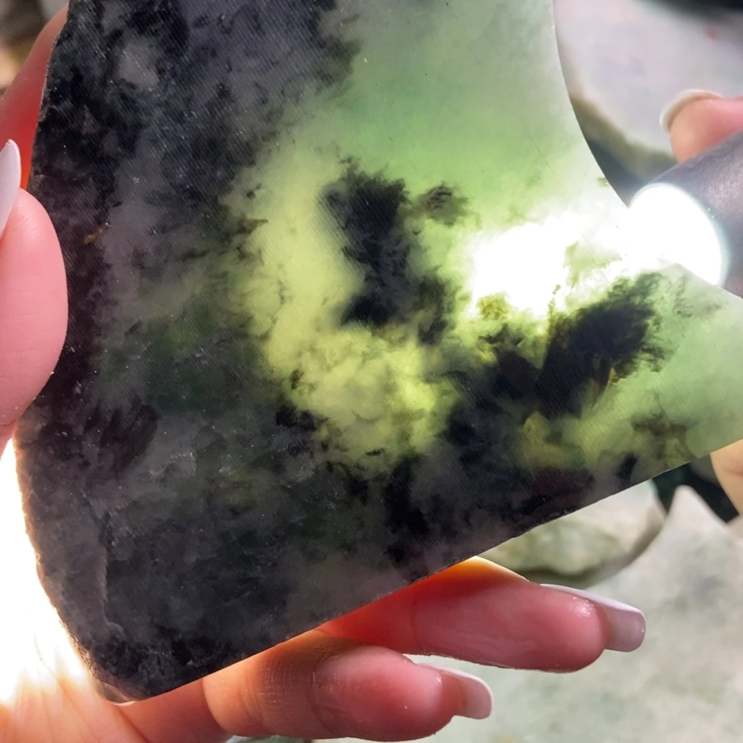 翡翠未镶嵌挂件天然翡翠