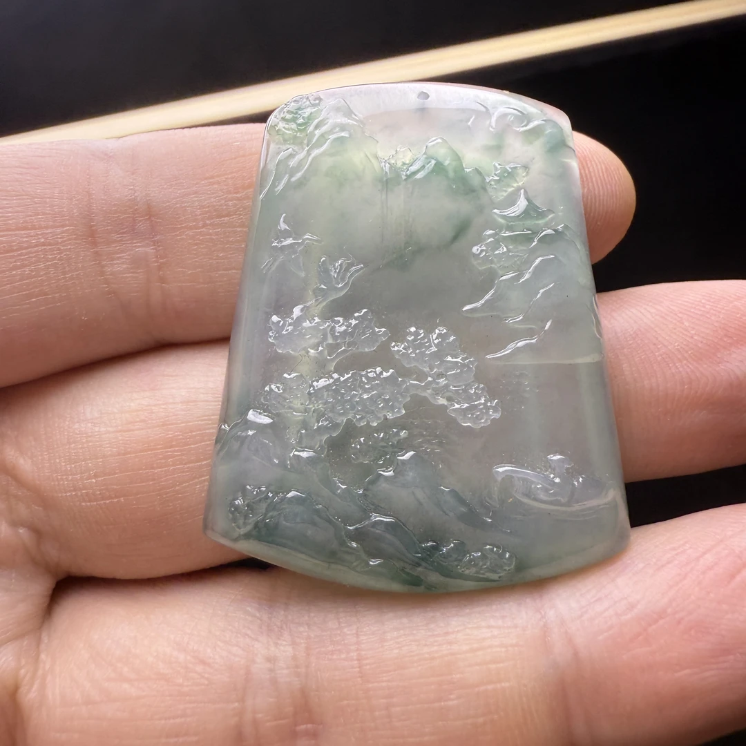 小好翡翠·飘花山水牌高冰