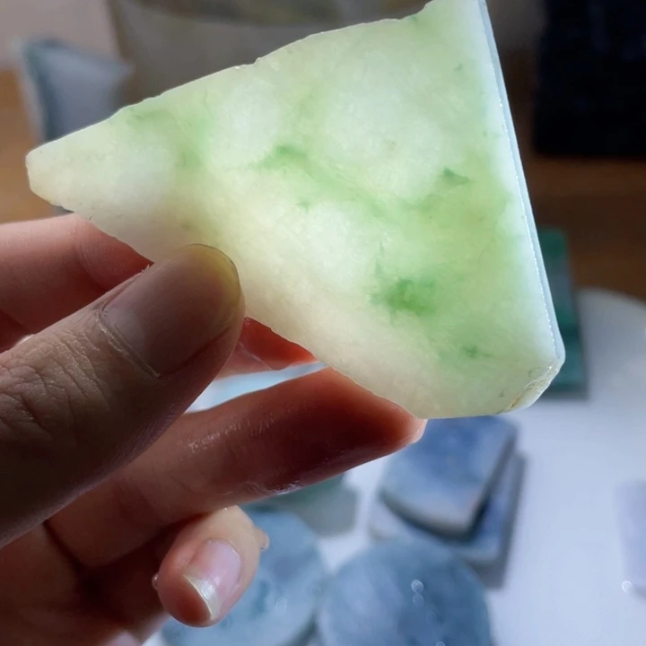 翡翠未镶嵌颈饰天然缅甸翡翠料子