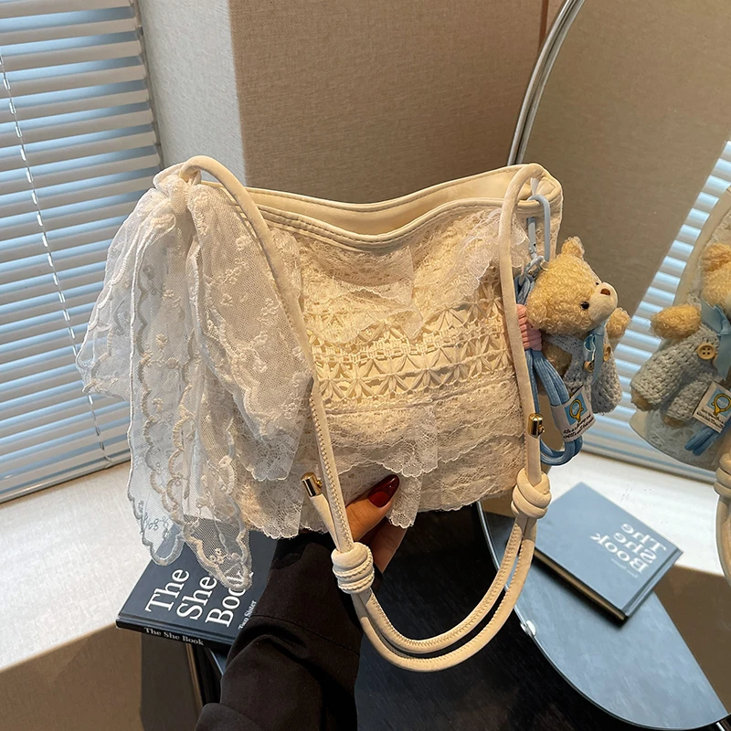 艾米兔女包时尚小众ins编织设计2025新款流行洋气单肩斜挎水桶包