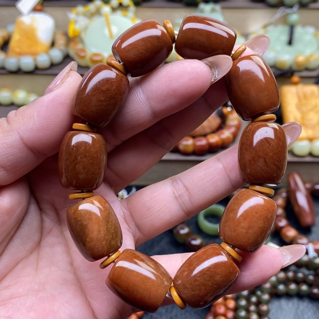 透闪石质玉未镶嵌手串