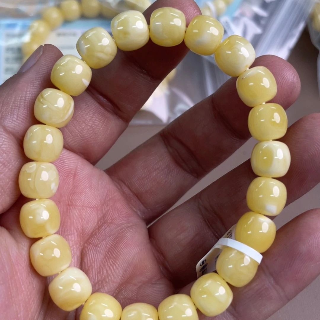 琥珀裸石未镶嵌175000000000