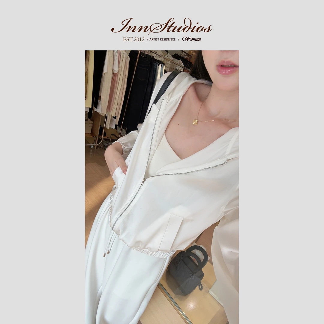 Innstudios 白色真丝棒球服外套