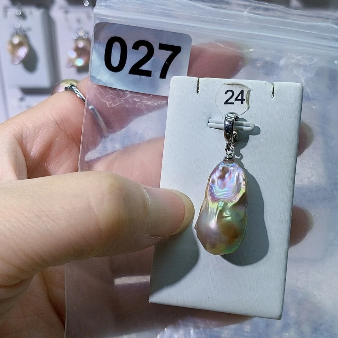 淡水珍珠合金颈饰