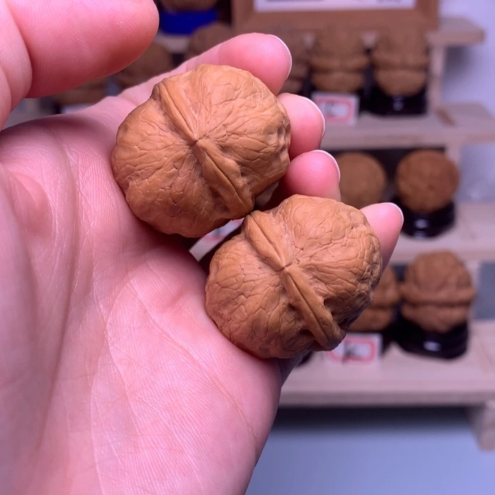 文玩核桃把件12萌萌元宝33尺