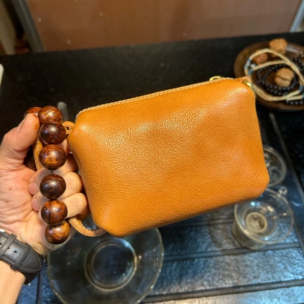 手拿包女士四色单肩手机包手包大号麻将包中号饺子包